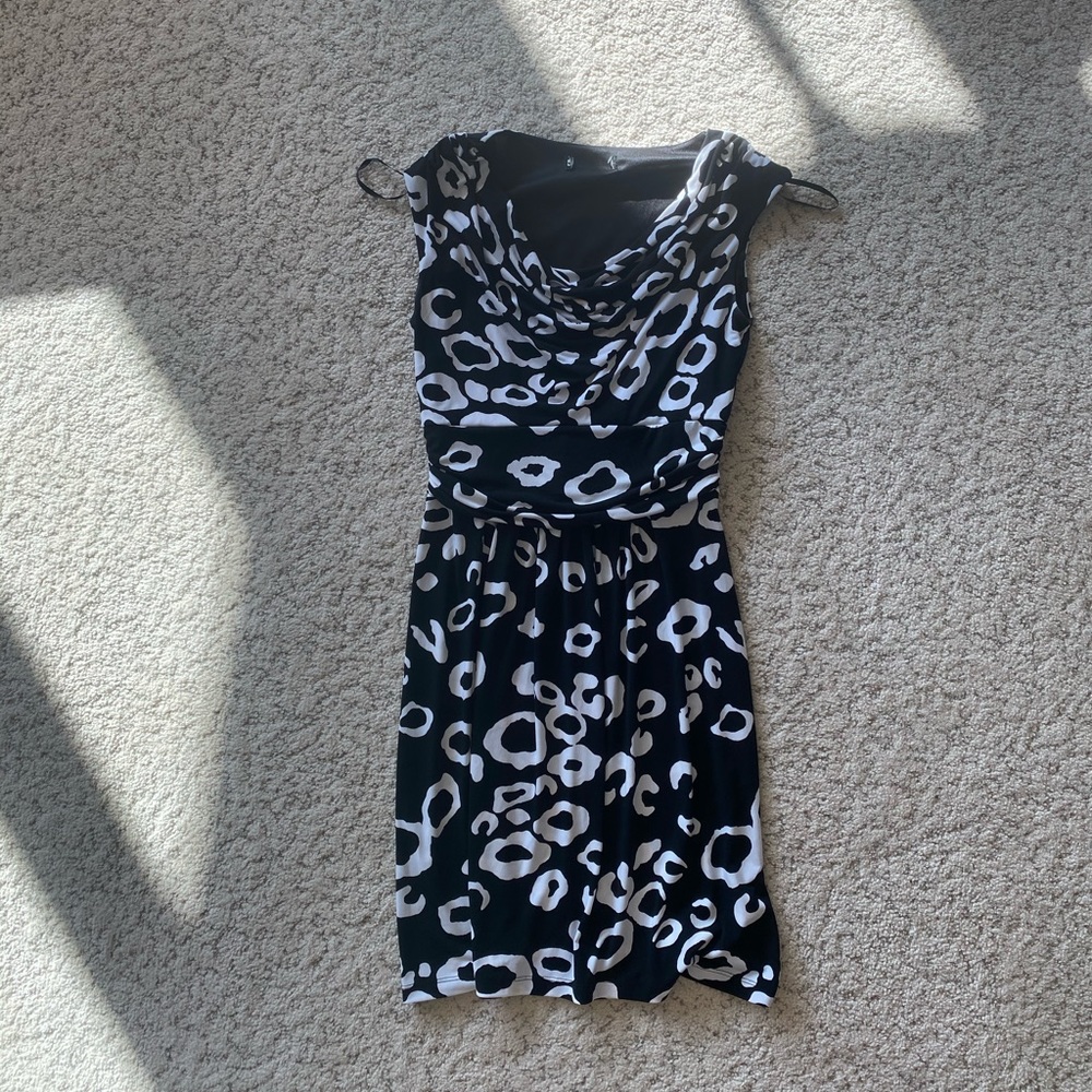 Short sleeve formal dress.